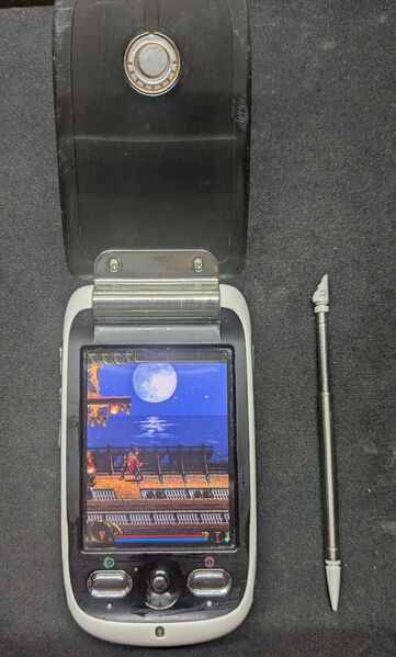 Файл:Motorola A1200 game.jpg